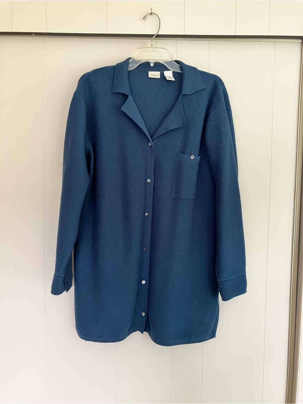 L.L. Bean Women's Blue 100% Wool Cardigan Sweater Vintage Made in Hong Kong